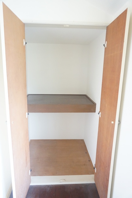 収納　奥行のある収納付です！増えがちな荷物をスッキリ収納できます！