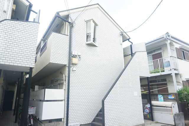 建物外観　２４時間管理でご入居中も安心してお過ごしいただけます。