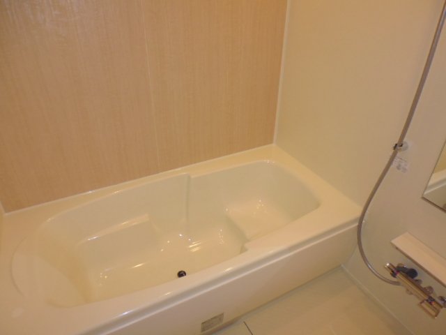 バス・シャワールーム　一坪風呂