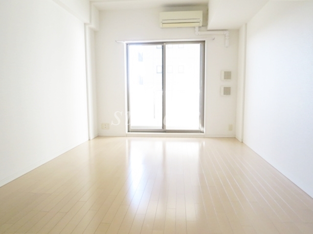 居室・リビング　広々としたワンルーム11.2帖です☆