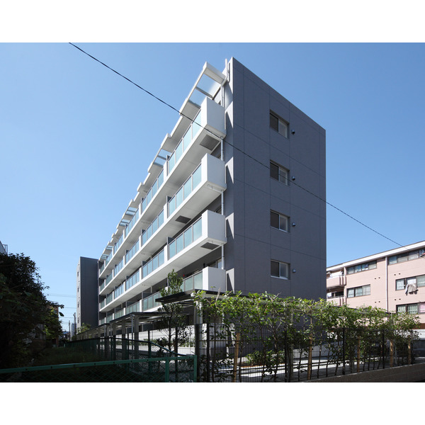 建物外観　免震マンション