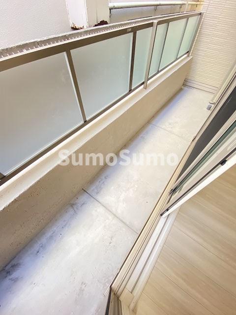 バルコニー　陽当たり良好なバルコニーです