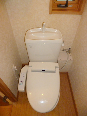 トイレ　★温水洗浄便座★