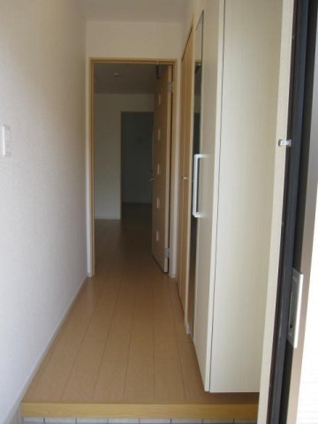 玄関　シンプルで使いやすい玄関です