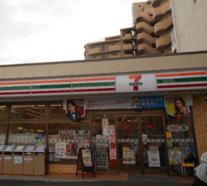 コンビニ　セブンイレブン江東亀戸7丁目店（コンビニ）まで201m