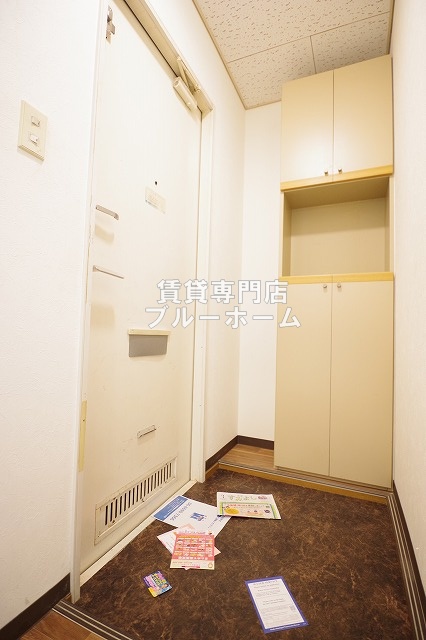 玄関　スペースたっぷりの玄関！