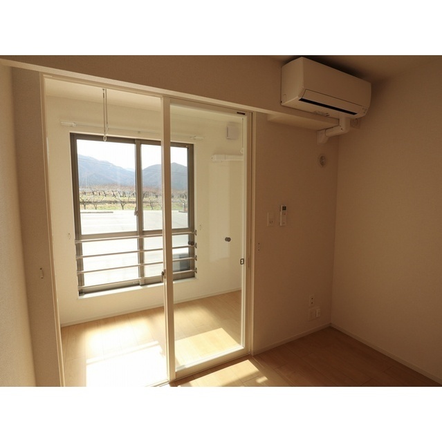 バルコニー　サンルームタイプ