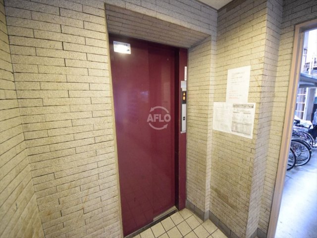 その他設備　ライラック上本町　エレベーター