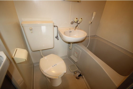 バス・シャワールーム　※別号室の写真使用