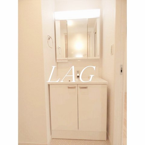 洗面設備　洗面台です。