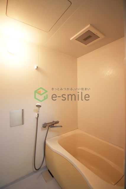 バス・シャワールーム　日々の暮らしに欠かせないお風呂です