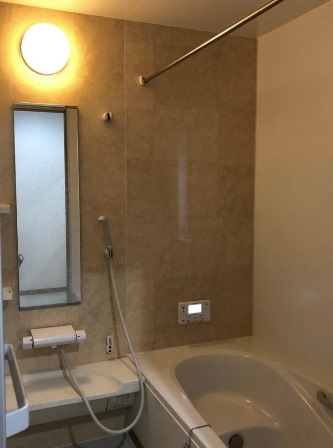 バス・シャワールーム