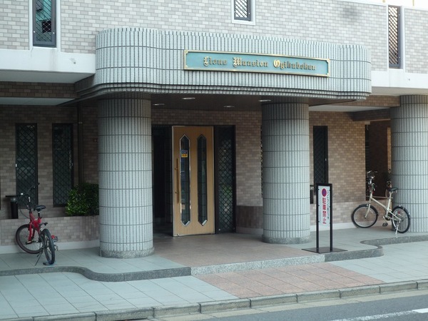 エントランス　毎日通るエントランスはこのようになっています