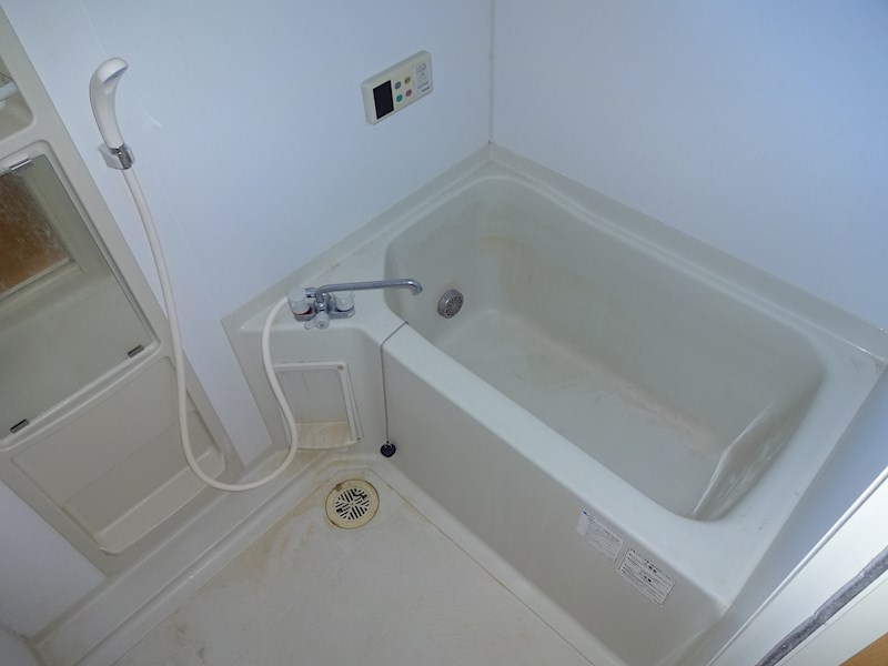 バス・シャワールーム　※他号室の参考写真となります