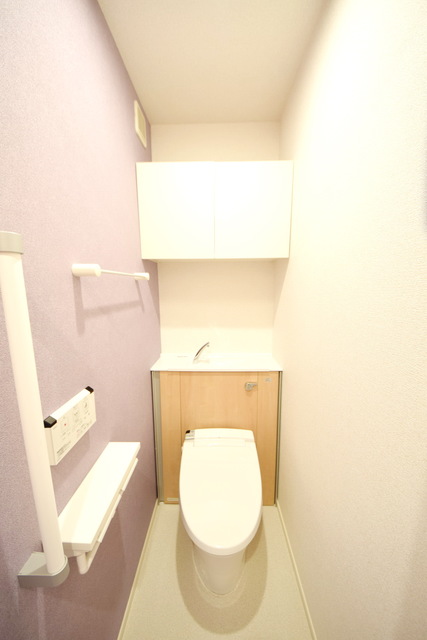 トイレ　～身も心もスッキリっ～