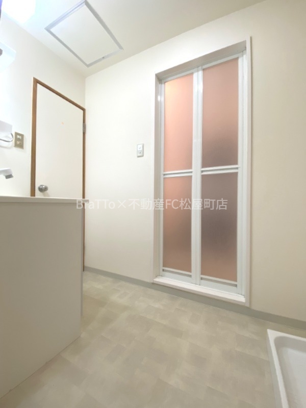 洗面設備　脱衣所