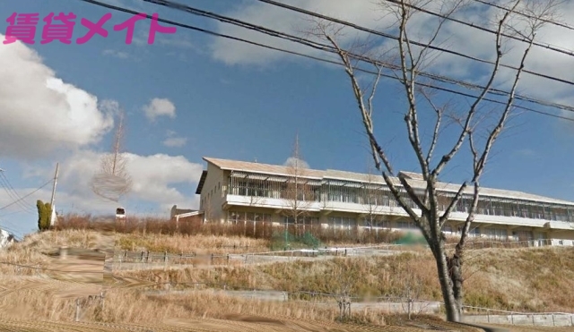 小学校　桑名市立星見ヶ丘小学校（小学校）まで600m