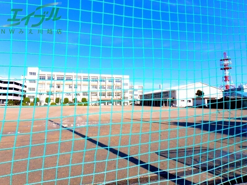 中学校　桑名市立光風中学校（中学校）まで565m