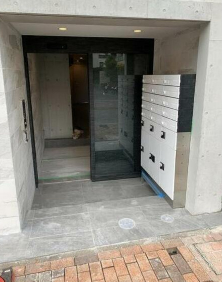 エントランス　COCOCUBE 西蒲田