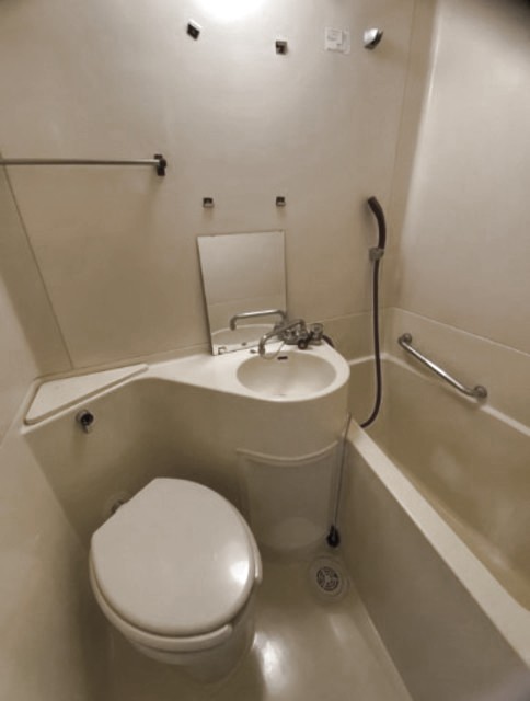 バス・シャワールーム