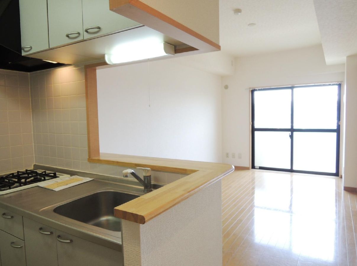 居室・リビング　※別号室の参考写真です。