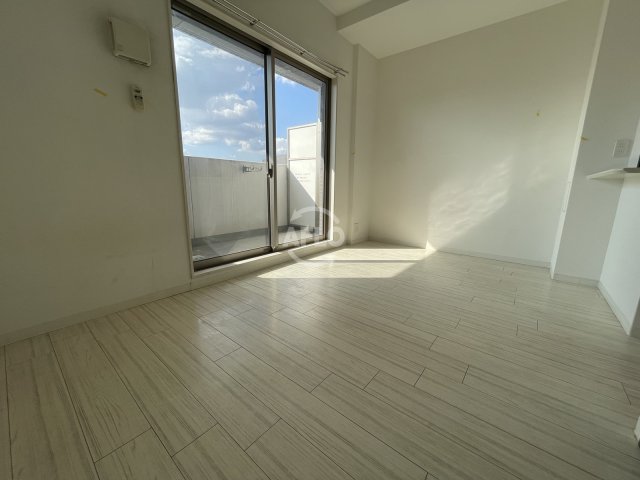 居室・リビング　レオンコンフォート新梅田　リビング