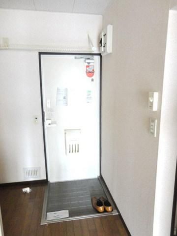 玄関　★スペースに余裕のある玄関★