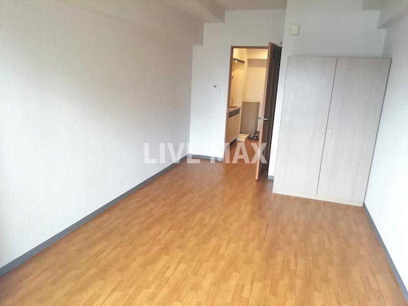 居室・リビング　※別部屋のお写真になります