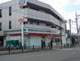 コンビニ　100円ローソン（コンビニ）まで744m