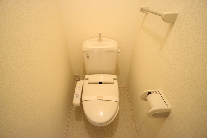 トイレ　トイレ(温水洗浄暖房便座)