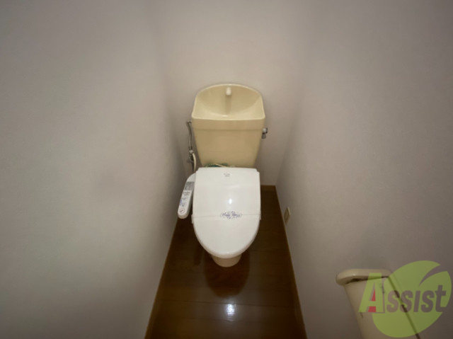 トイレ　温水洗浄便座、おしりもスッキリしますね！