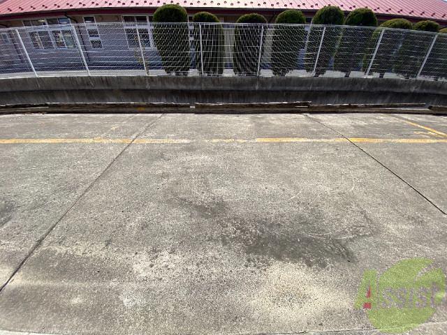 バルコニー　専用になります。天気のいい日は洗濯物を干すことができます！