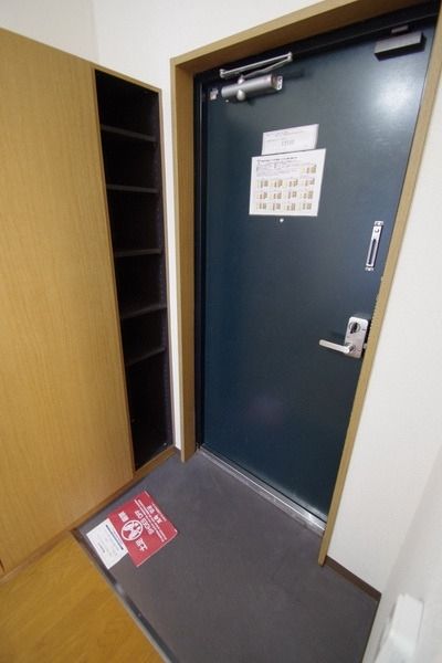 玄関　★見学希望等はタウンハウジング中央林間店までお気軽に♪★