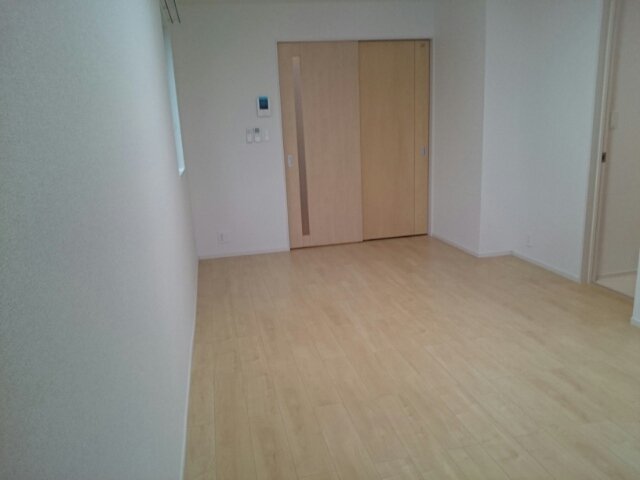 その他部屋・スペース　こちらのリビングで趣味の時間をお楽しみください