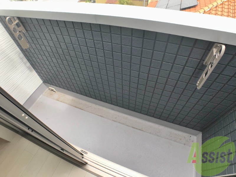 バルコニー　こちらはバルコニー。洗濯物が干せるようになっています。