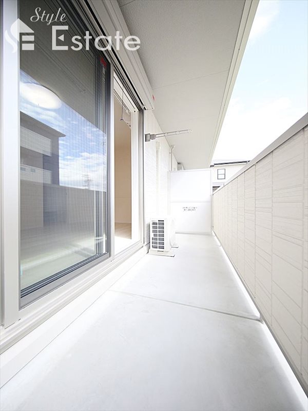 バルコニー　ベランダ