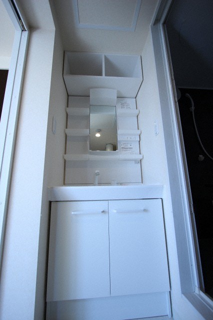 洗面設備　忙しい朝に嬉しいシャンプードレッサー完備♪