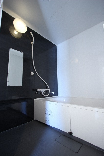 バス・シャワールーム　快適お風呂ライフ・追焚機能付きのお風呂です♪