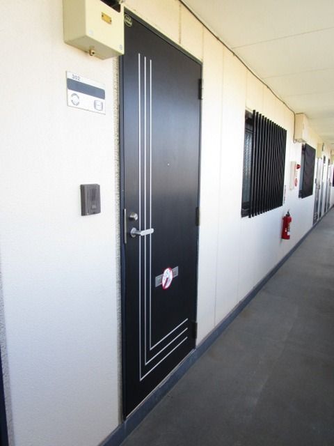 エントランス　★玄関前★