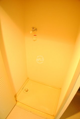 その他設備　ハイツオークラ靭公園　室内洗濯パン