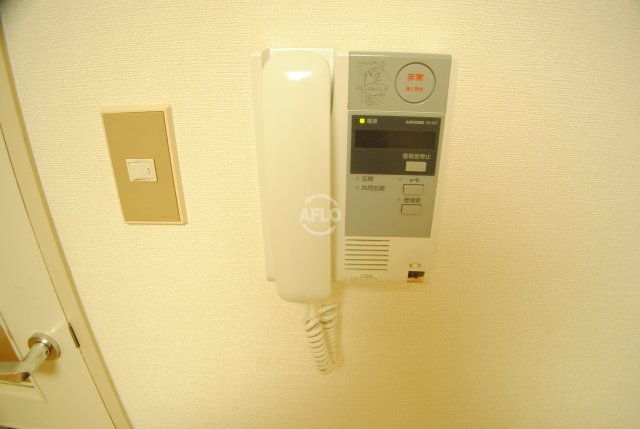 セキュリティ　ハイツオークラ靭公園　インターフォン