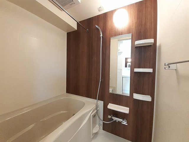 バス・シャワールーム　日々の暮らしに欠かせないお風呂です