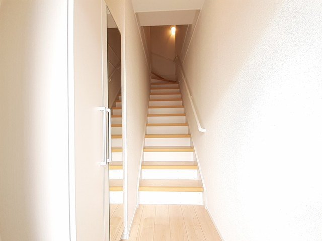 玄関　明るい玄関です