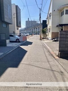 その他　前面道路（その他）まで0m