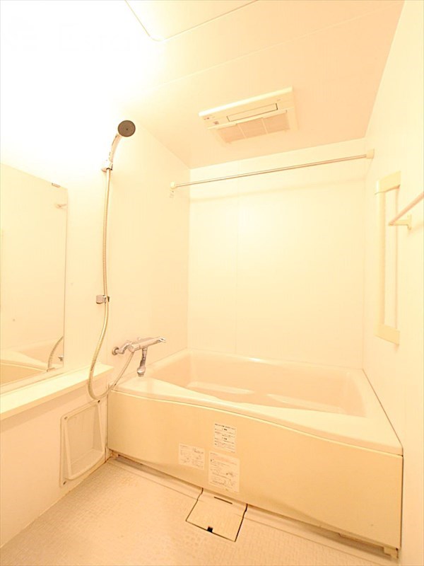 バス・シャワールーム　バスルーム