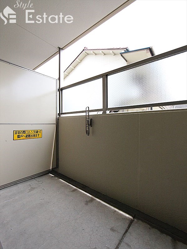 バルコニー　バルコニー