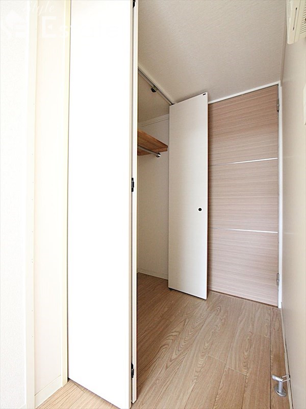 収納　クローゼット