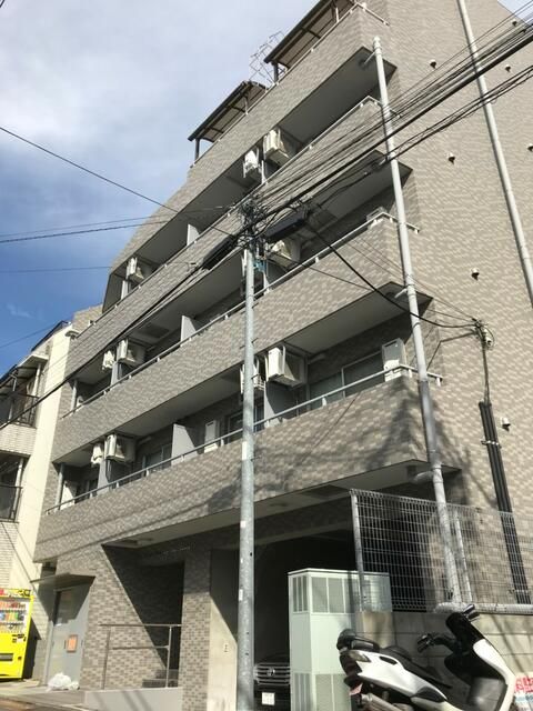 建物外観　落ち着いた雰囲気の外観です