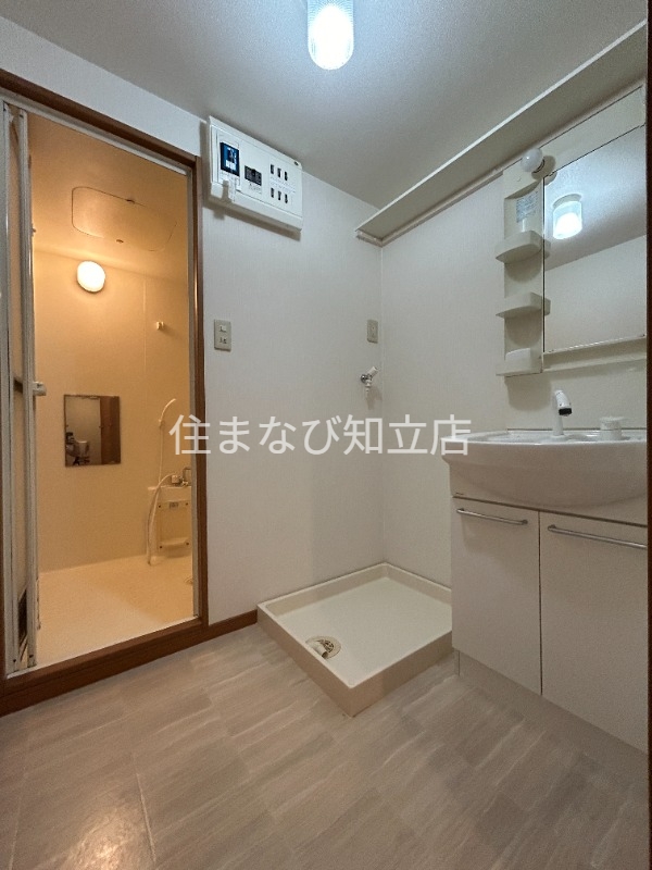 洗面設備　同型別部屋写真