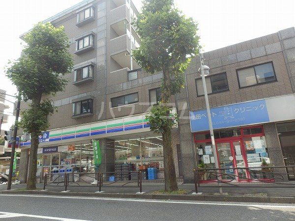 コンビニ　ローソン LTF川崎三田団地店（コンビニ）まで606m